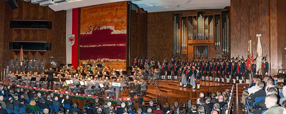 Galakonzert der Original Tiroler Kaiserjägermusik im Congress I