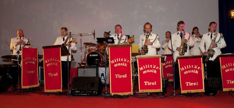 24 benefizgala ausschnitt_09jul2011_0023