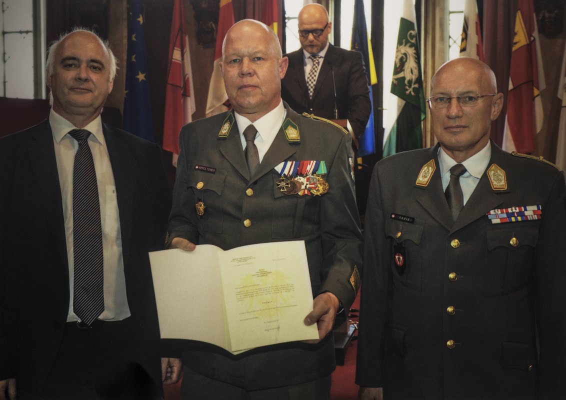 14b g1 Beförderung Oberst Apfolterer_0015