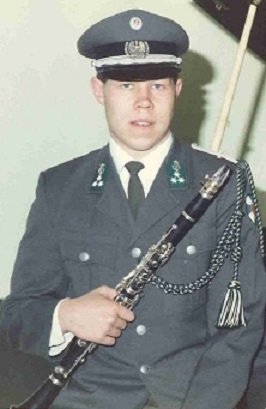 3 apfolterer klarinette graue uniform