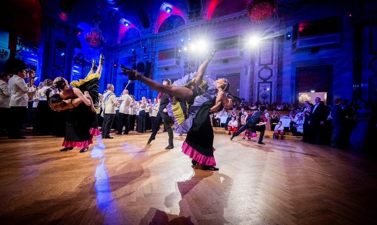 21. _car0130_54275238169_o