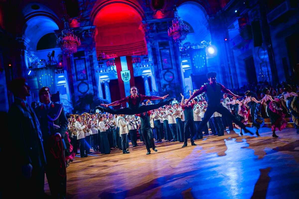 22. _pku3704_54274996141_o