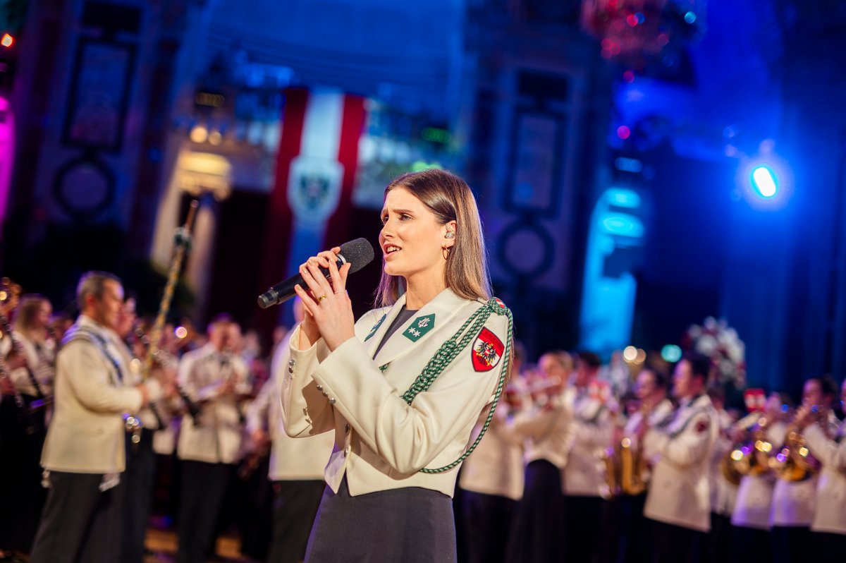 24. _pku3800_54275245863_o